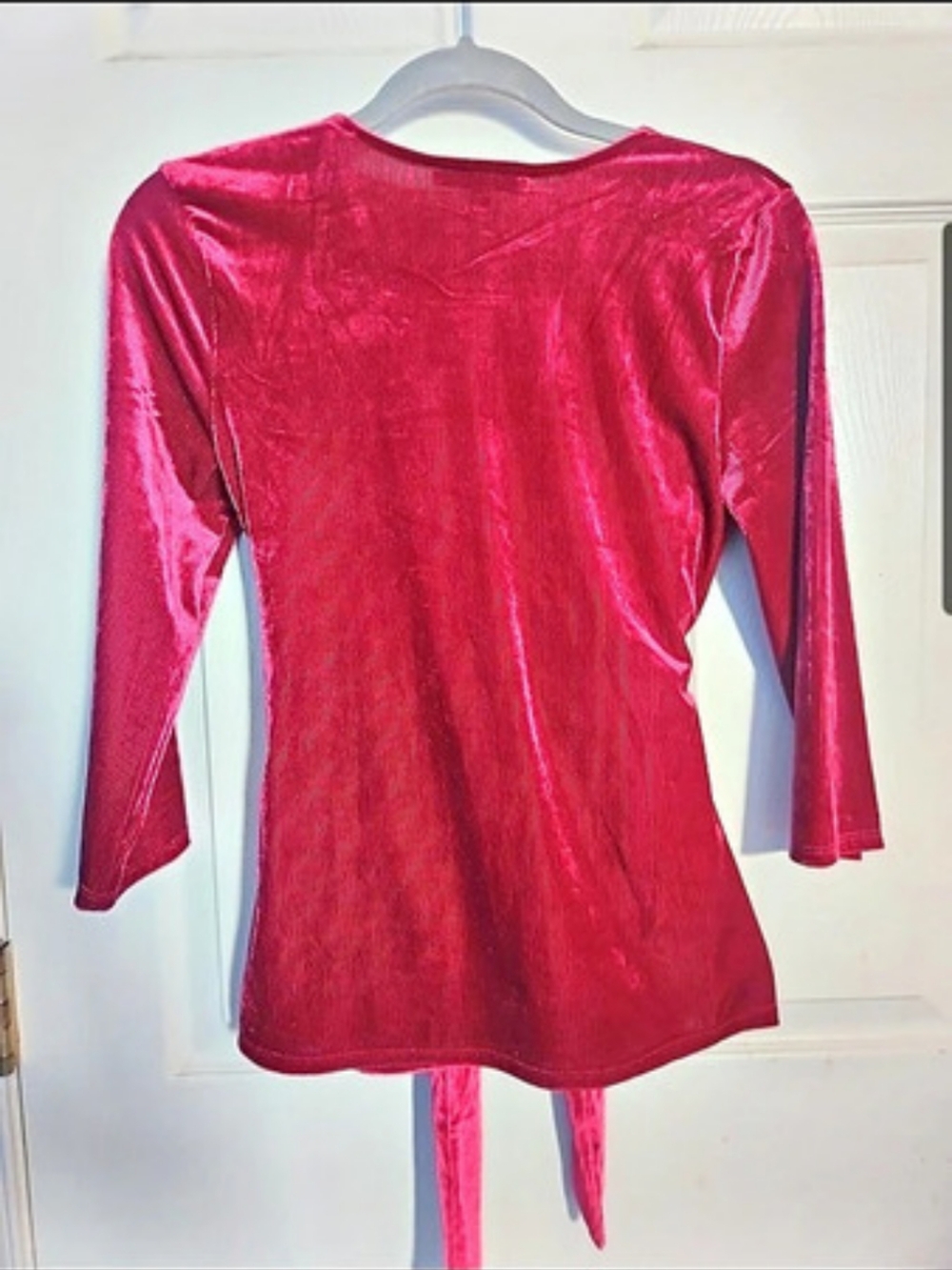 Express Ribbed Velvet Wrap Front Top Med - Picture 2 of 3